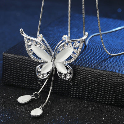 Beautiful Butterfly Pendant Necklace